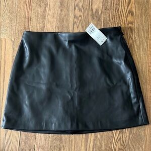 Abercrombie Scarlett mini skort NWT